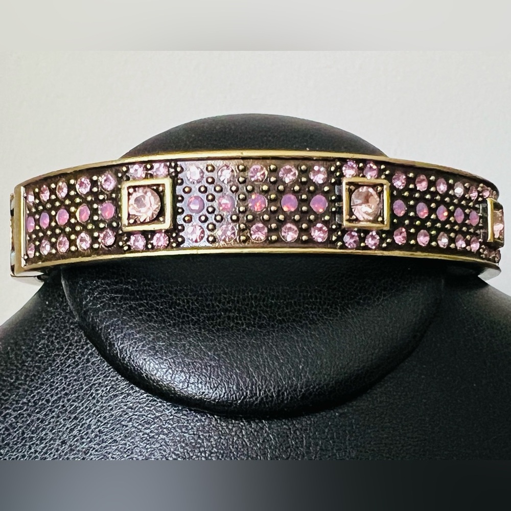 Heidi Daus 🆕 pink Swarovski Crystals bangle bracelet